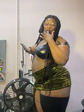 Snapshot of CurvyCocoxxx chatting on 7, 6, 2026 CurvyCocoxxx online show from 7, 6, 2026