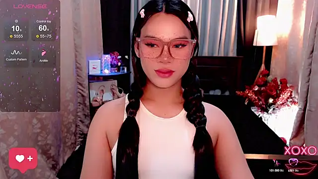 Snapshot of IamRaeganDolls69 chatting on 8, 10, 2025 IamRaeganDolls69 online show from 8, 10, 2025