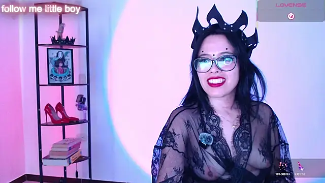 girldom online show from 16, 1, 2026