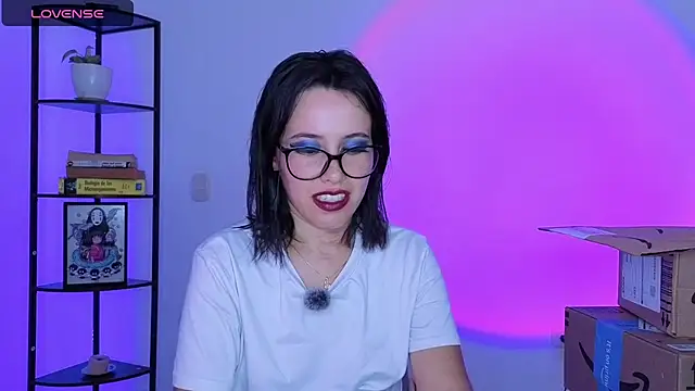 girldom online show from 1, 7, 2026