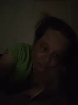 Snapshot of zeousseelphie chatting on 6, 6, 2026 zeousseelphie online show from 6, 6, 2026