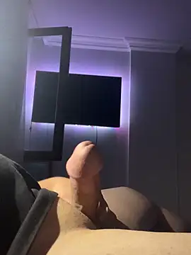 Erenn9972 online show from 12, 9, 2025