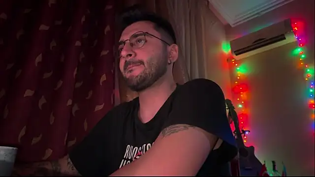 The Oggy online show from 5, 2, 2026