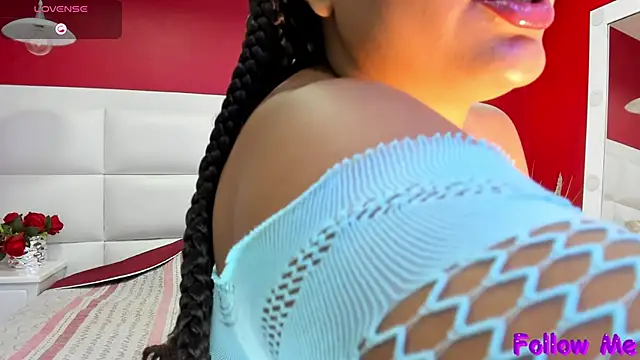 Michelle Lewis  online show from 29, 9, 2025