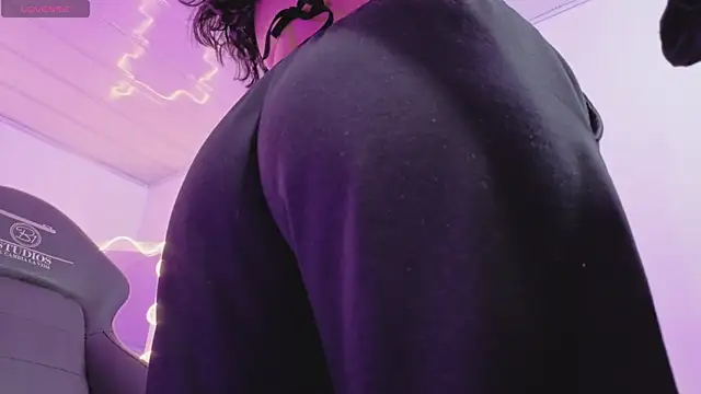 ZURY TAY online show from 31, 3, 2026