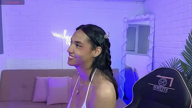 artemiss tay online show from 7, 11, 2025