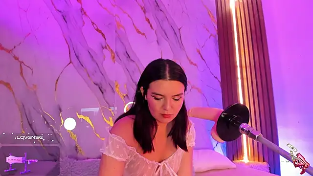 alicecute77 online show from 28, 10, 2025