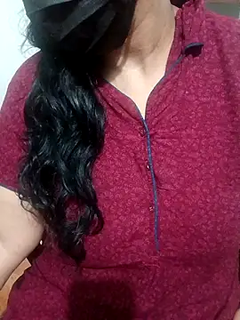 Snapshot of tami_lavanya chatting on 7, 5, 2026 tami lavanya online show from 7, 5, 2026