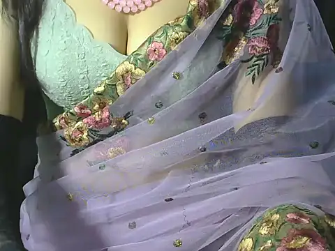 Snapshot of sheetal-sheetal95 chatting on 2, 6, 2026 sheetal-sheetal95 online show from 2, 6, 2026