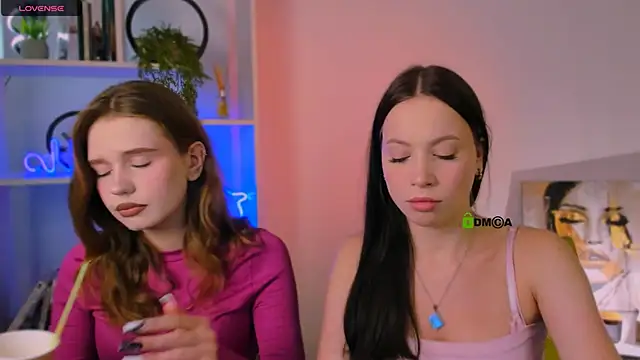 amanda-miki online show from 26, 9, 2025