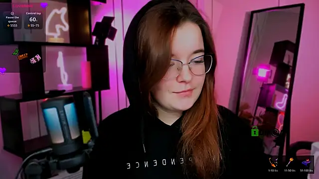 nika-still online show from 15, 12, 2025