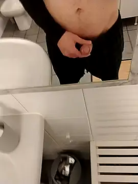 Baldassarre1990 online show from 2, 11, 2025