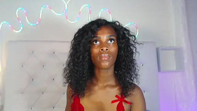 Snapshot of tatixxxvega chatting on 25, 9, 2025 tatixxxvega online show from 25, 9, 2025