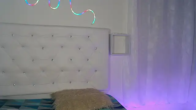 Snapshot of tatixxxvega chatting on 11, 10, 2025 tatixxxvega online show from 11, 10, 2025