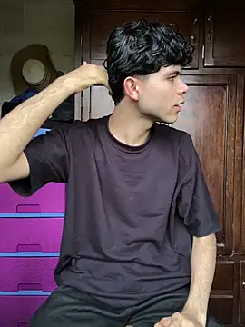 Axel-Mejia online show from 11, 11, 2025