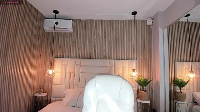 DulceGreem online show from 27, 11, 2025