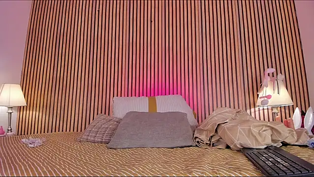 keeyla stone online show from 16, 11, 2025