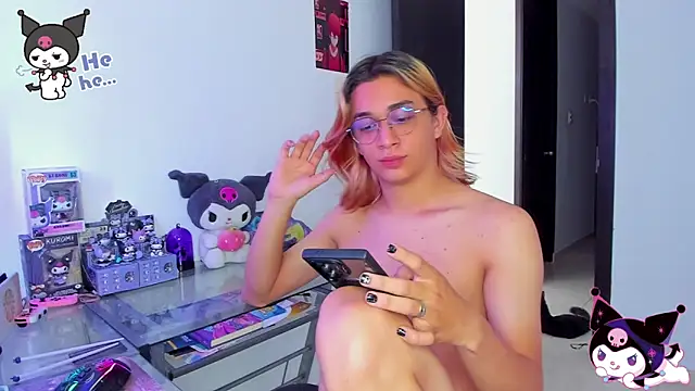 KeitaMoon online show from 8, 10, 2025