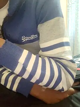 INTERNATIONAL0001 online show from 12, 11, 2025