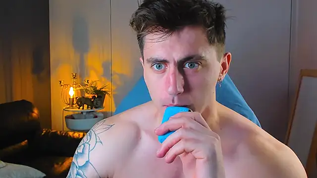 Oscar Miller  online show from 22, 10, 2025