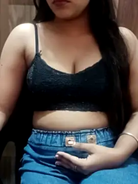 Snapshot of Malikaa-baby5 chatting on 19, 11, 2025 Malikaa-baby5 online show from 19, 11, 2025