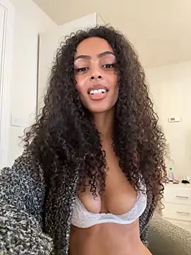 yasmingarcia online show from 29, 10, 2025