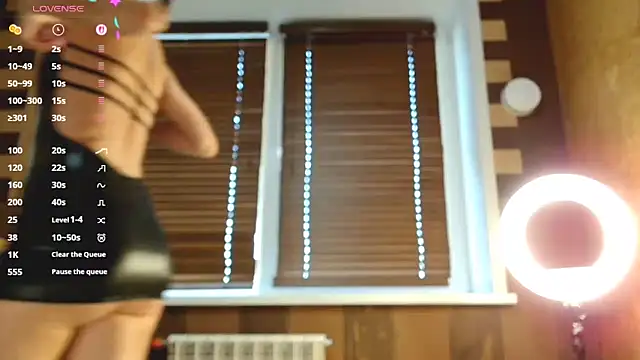 Snapshot of MaryOne__ chatting on 5, 10, 2025 MaryOne online show from 5, 10, 2025