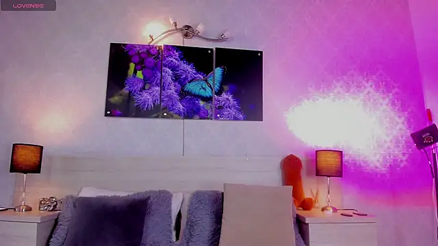 JenniferAuriston online show from 15, 10, 2025