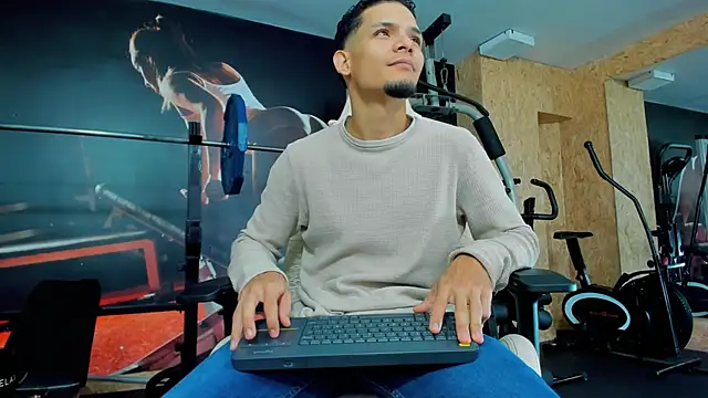 AlessandroKiing online show from 24, 4, 2026