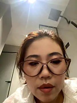feifei 521 online show from 19, 9, 2025