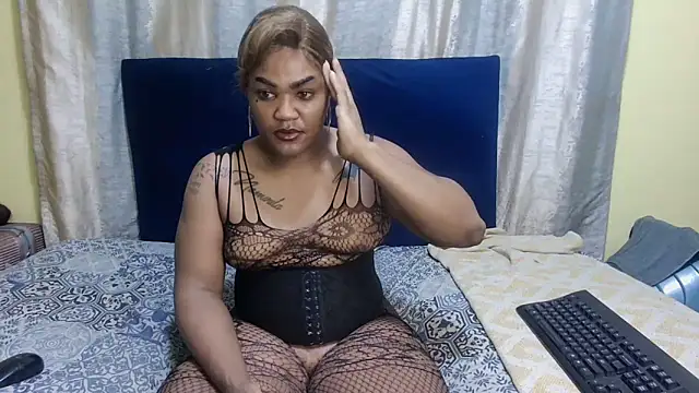 Snapshot of KinkyTrans23 chatting on 25, 5, 2026 KinkyTrans23 online show from 25, 5, 2026