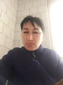 Funny Karina online show from 2, 11, 2025