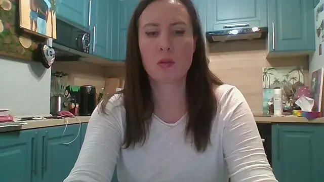 Snapshot of ALICAINWONDERLAND chatting on 21, 11, 2025 ALICAINWONDERLAND online show from 21, 11, 2025