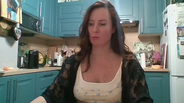 Snapshot of ALICAINWONDERLAND chatting on 26, 11, 2025 ALICAINWONDERLAND online show from 26, 11, 2025