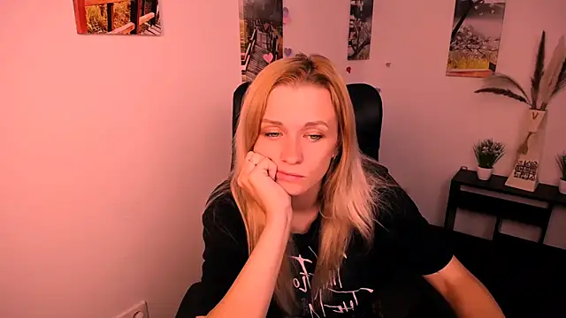 PeppyMia online show from 13, 9, 2025