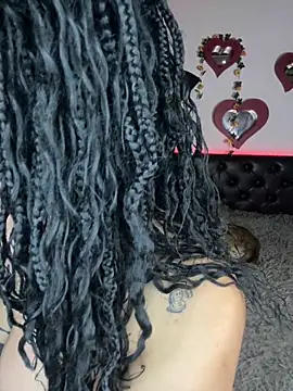 Snapshot of Babylulu_b chatting on 27, 11, 2025 Babylulu b online show from 27, 11, 2025