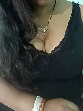 Snapshot of Anjali-bhabhi chatting on 8, 3, 2026 Anjali-bhabhi online show from 8, 3, 2026