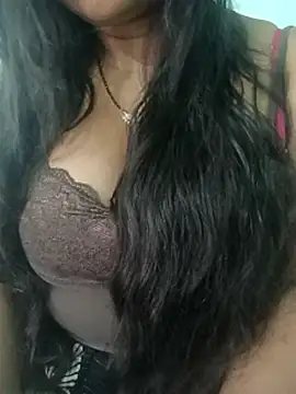 Snapshot of Anjali-bhabhi chatting on 11, 3, 2026 Anjali-bhabhi online show from 11, 3, 2026