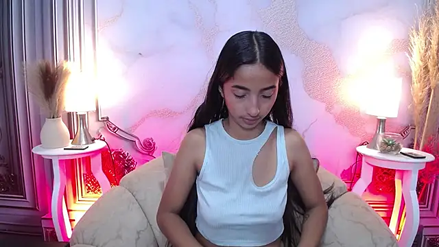 Snapshot of MilkyLally chatting on 10, 10, 2025 MilkyLally online show from 10, 10, 2025