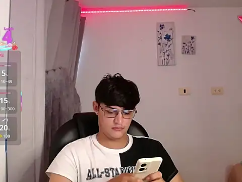 yesitwink  online show from 16, 3, 2026