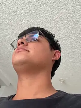 yesitwink  online show from 27, 3, 2026