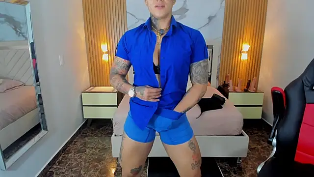 Snapshot of KAROLLJONES1 chatting on 4, 7, 2026 KAROLLJONES1 online show from 4, 7, 2026
