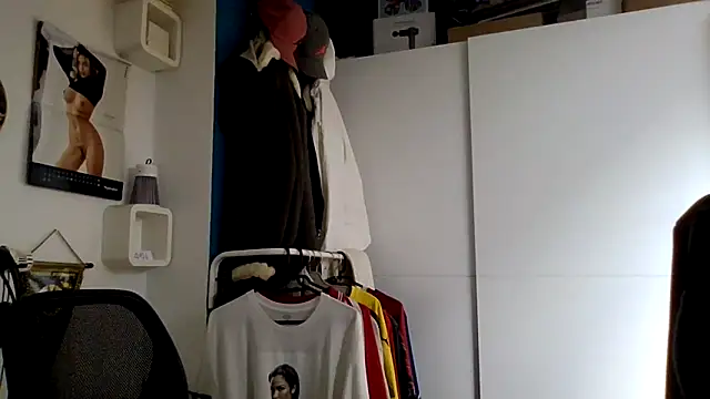 Snapshot of bigcockjohnxxxxx chatting on 29, 9, 2025 bigcockjohnxxxxx online show from 29, 9, 2025