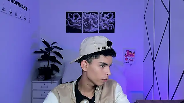 Room 69x online show from 28, 11, 2025