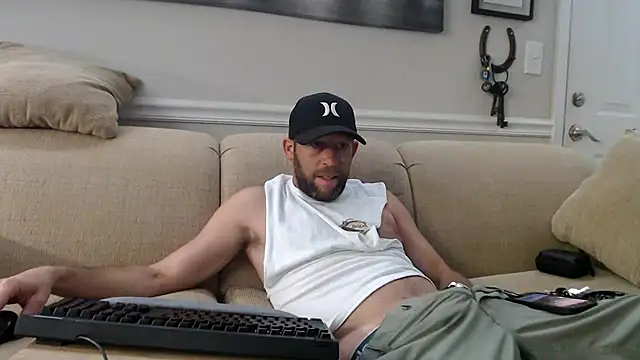 Snapshot of JM71325 chatting on 20, 6, 2026 JM71325 online show from 20, 6, 2026