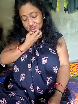 Snapshot of Cute-Swewty chatting on 16, 9, 2025 Cute-Swewty online show from 16, 9, 2025