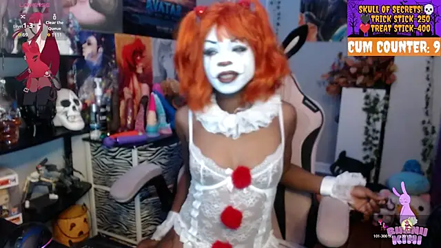 Snapshot of bunniikimi chatting on 29, 10, 2025 bunniikimi online show from 29, 10, 2025