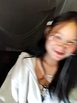 Snapshot of saronla_03 chatting on 23, 9, 2025 saronla 03 online show from 23, 9, 2025