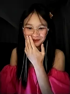 Snapshot of saronla_03 chatting on 27, 9, 2025 saronla 03 online show from 27, 9, 2025