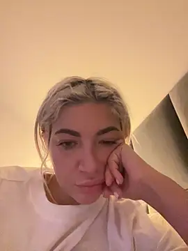 ElsaSinn online show from 5, 10, 2025